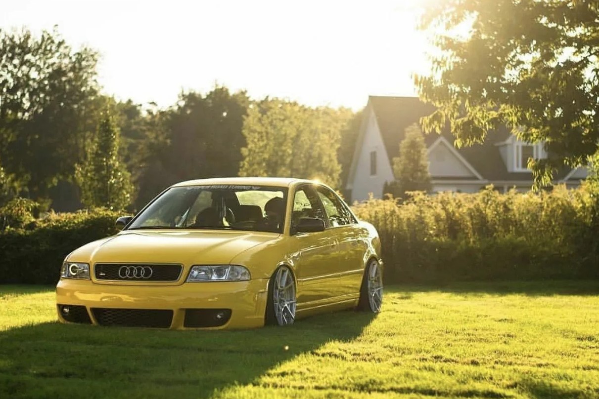 Установка крыла для Audi 80 B4 Кузовные детали из стеклопластика 24.10.2018